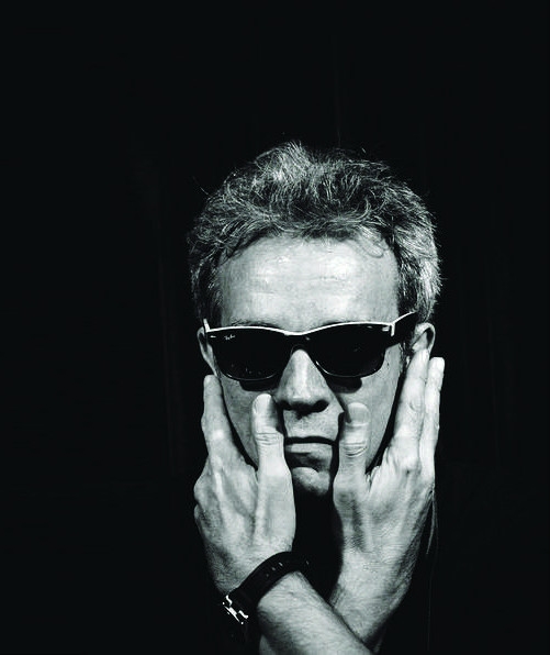 Arnaldo Brandão - Banda HANOI HANOI